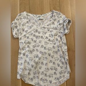 Cute Abercrombie & Fitch Tee with Elephants, Size XS